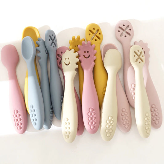 True Bub™ Starting Solids - BPA Free Silicone First Grippy Spoons for Baby Lead Weaning 3pcs