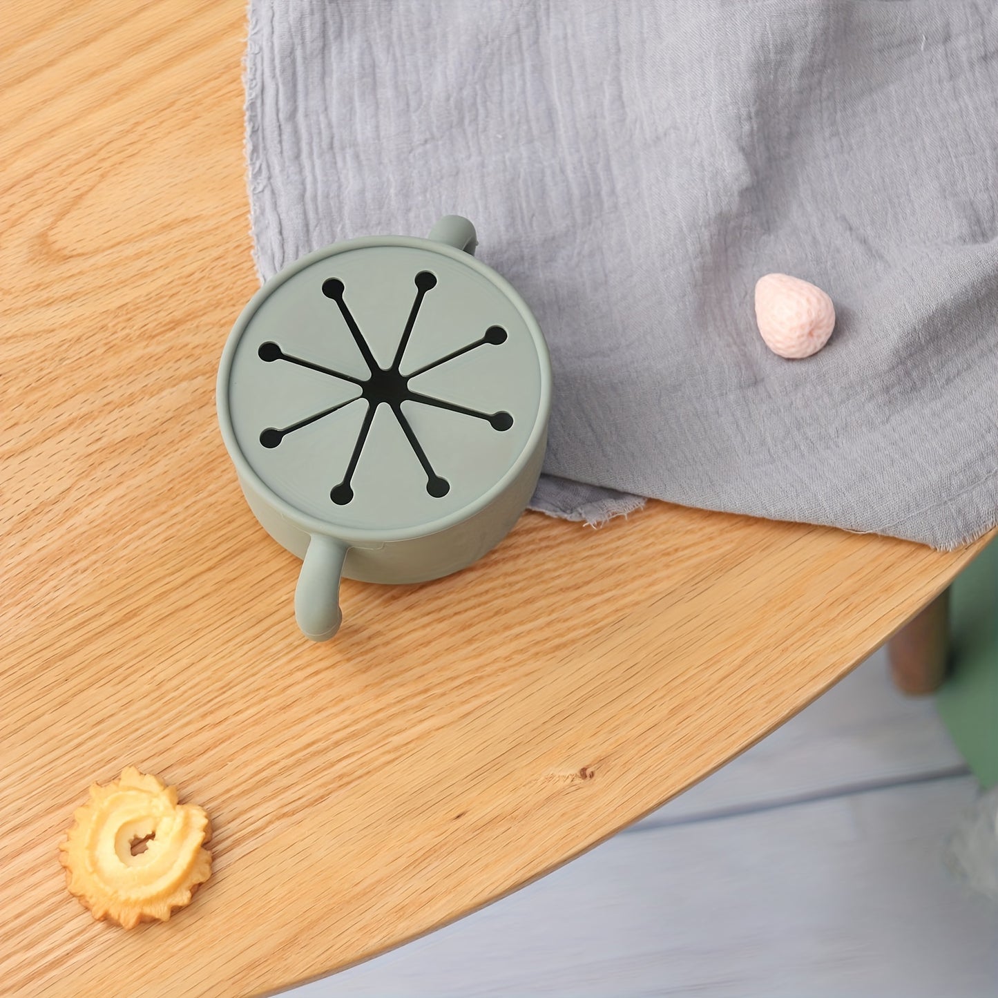 True Bub™ Snackalack - Food Grade Silicone Snack Storage Bowl with Dust Cover