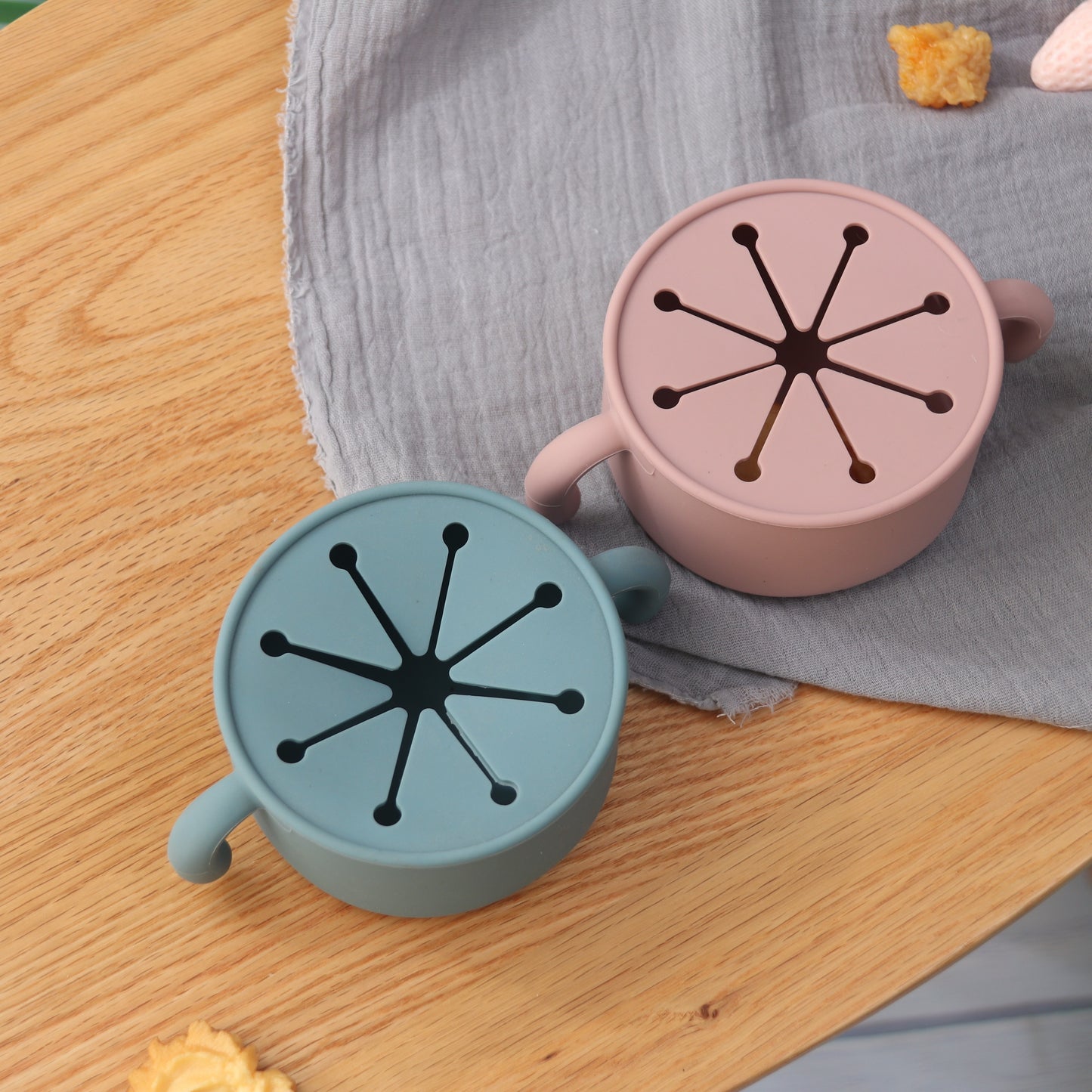 True Bub™ Snackalack - Food Grade Silicone Snack Storage Bowl with Dust Cover