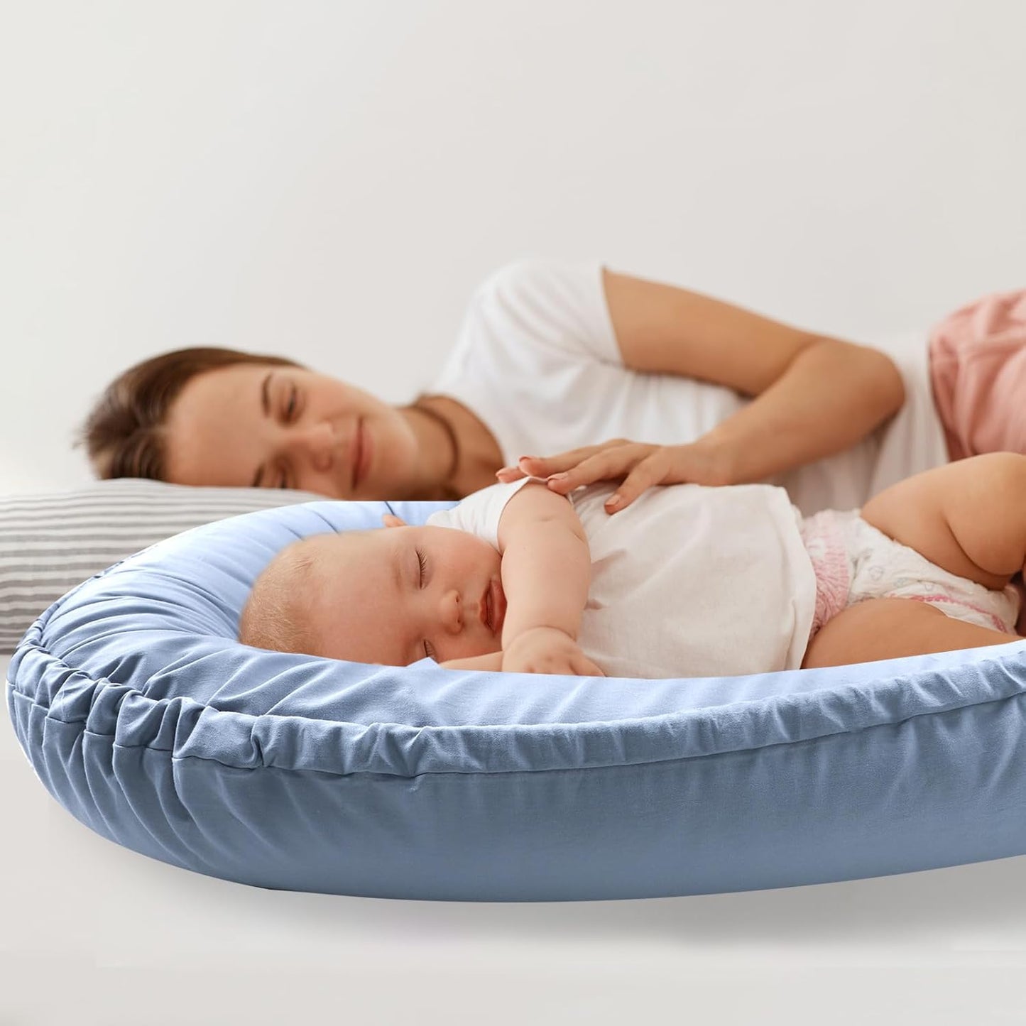 True Bub™ Harley Baby Lounger - Portable Baby Nest, Soft Breathable Cotton Reversible Unisex Infant Bed