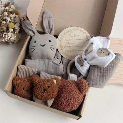 True Bub™ Emiliana Baby - Muslin Animal and Socks Gift Set 6pcs