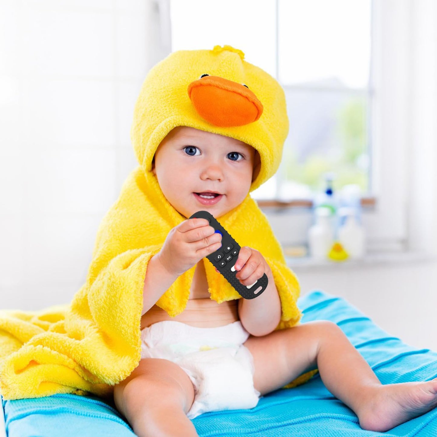 True Bub™ Romo Play - TV Remote Control Shape Silicone Toddler Teething Toys for Babies 2Pk