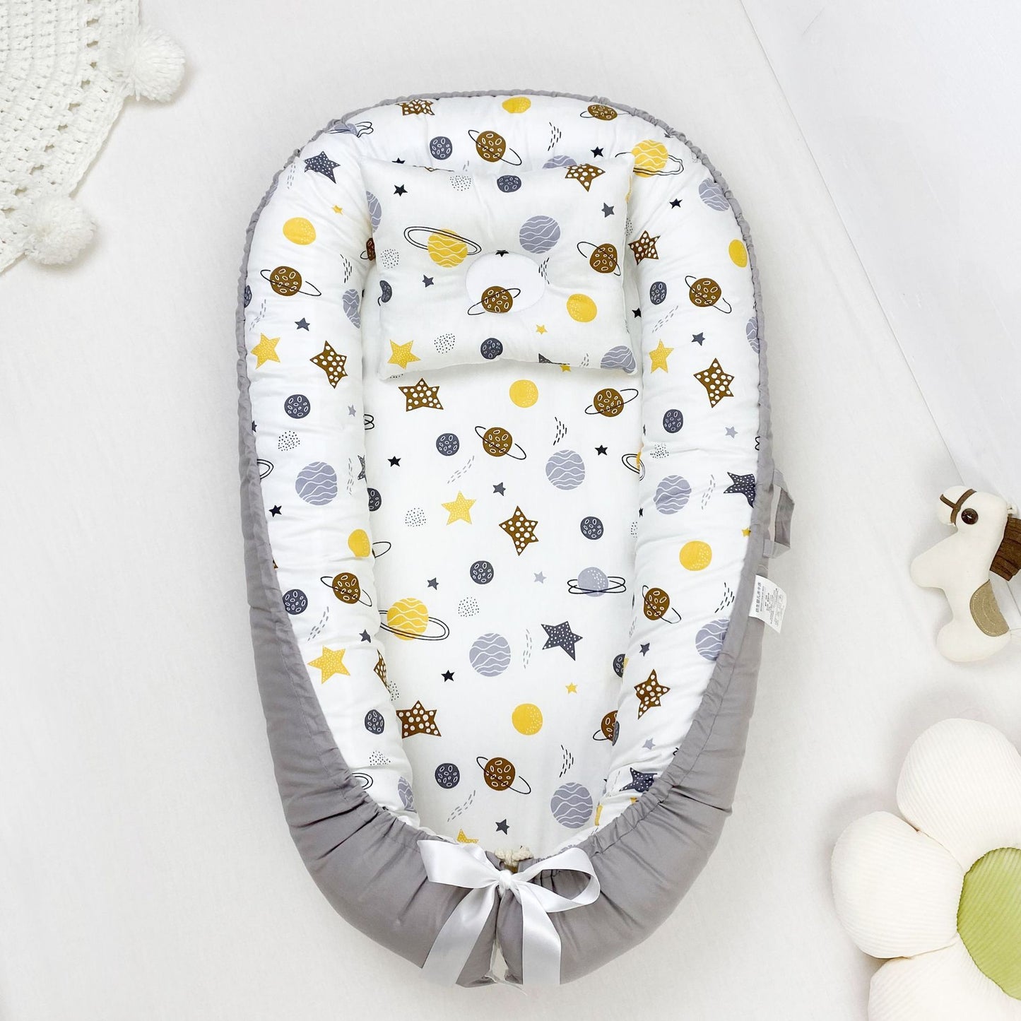 True Bub™ Baby Lounger - Pure Cotton Baby Portable Nest