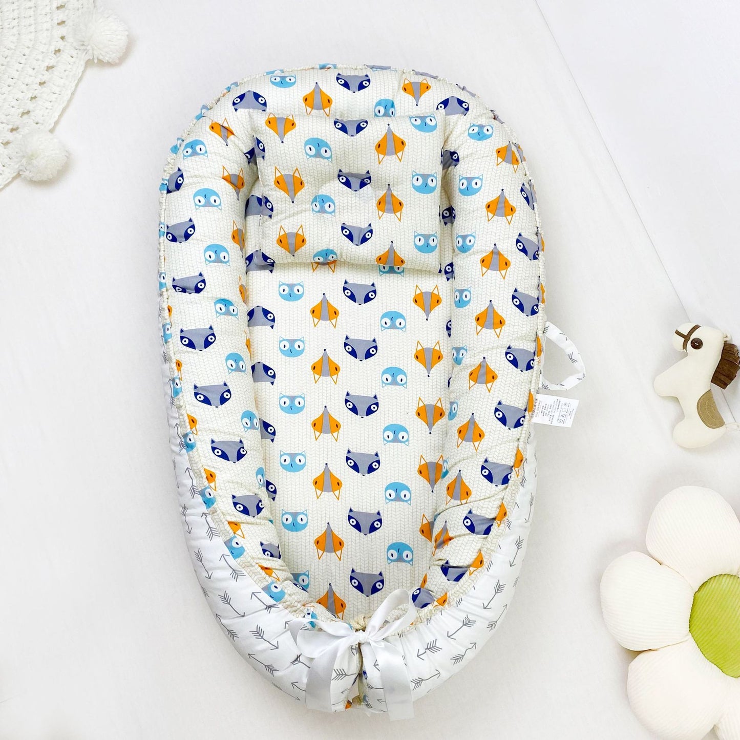 True Bub™ Baby Lounger - Pure Cotton Baby Portable Nest