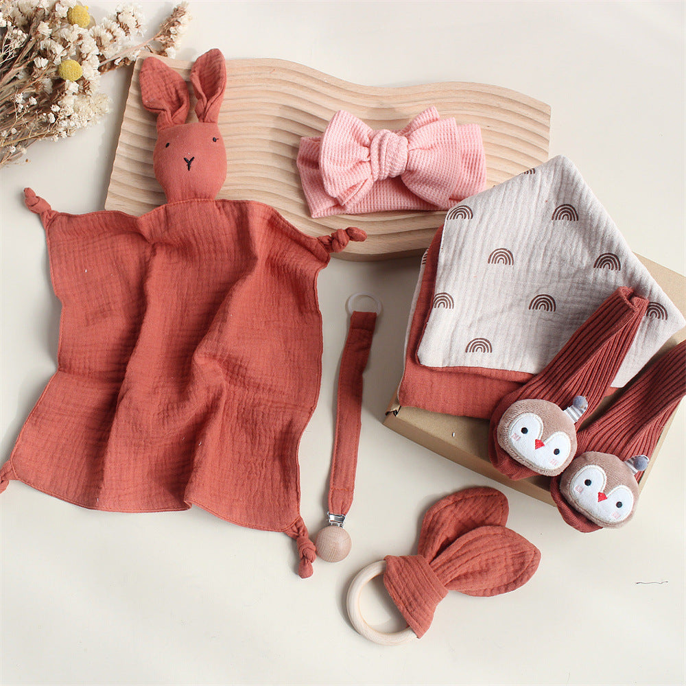 True Bub™ Emiliana Baby - Muslin Animal and Socks Gift Set 6pcs
