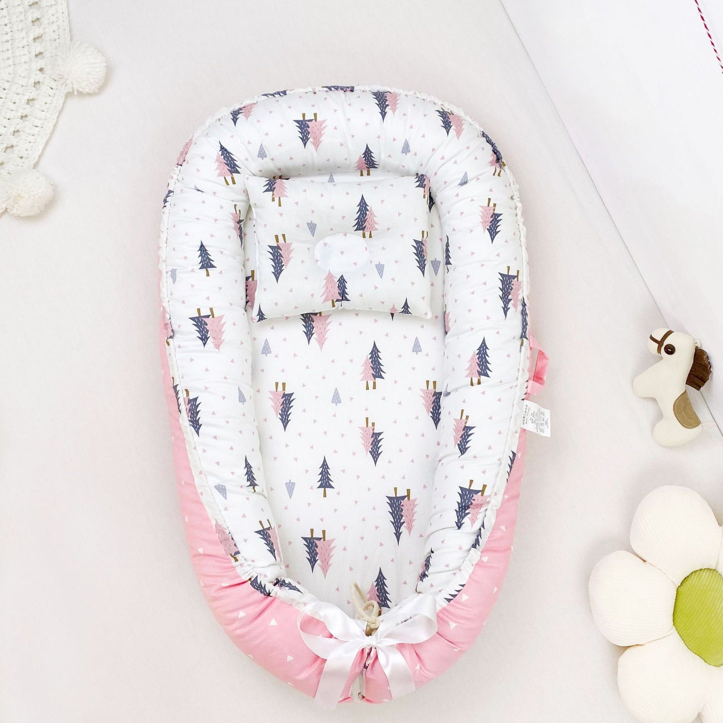 True Bub™ Baby Lounger - Pure Cotton Baby Portable Nest